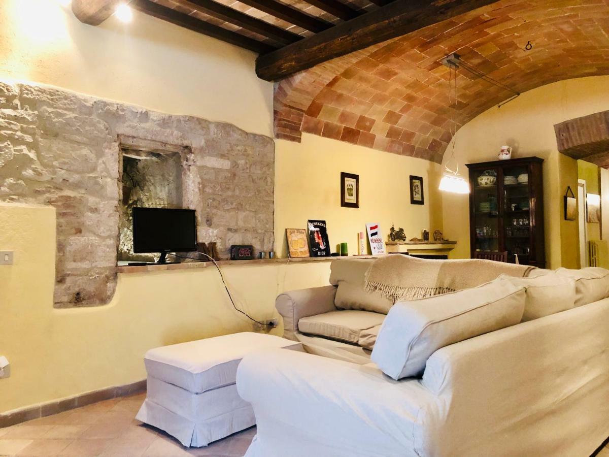 Ferienwohnung Da Patou Todi Exterior foto